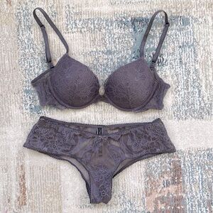 SET! Victoria’s Secret very sexy soft purple bra and panties 34B and S